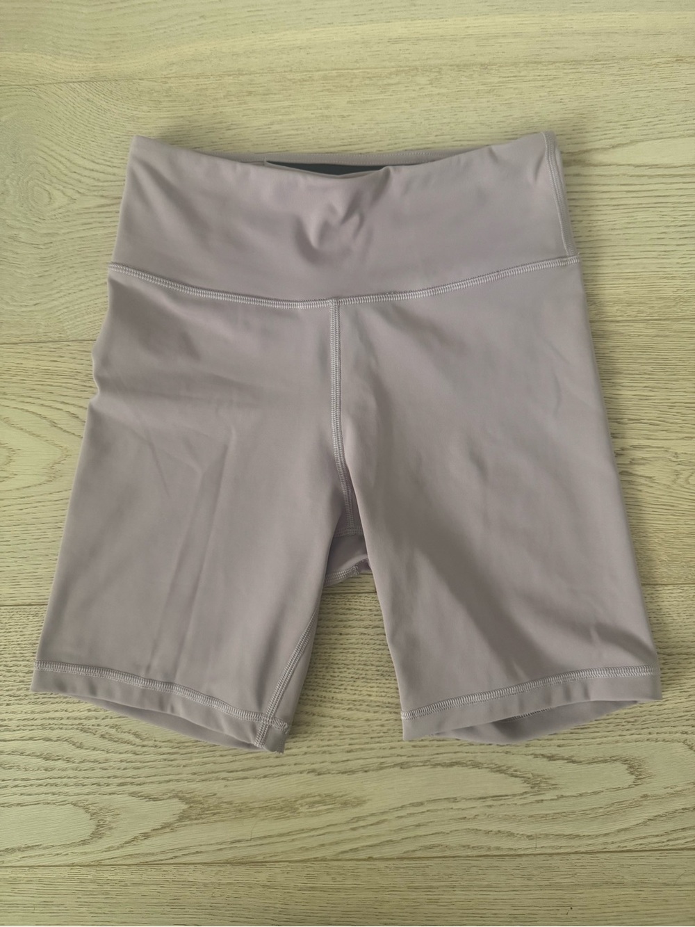tentree Women's High-Rise Bike Shorts - Lilac
